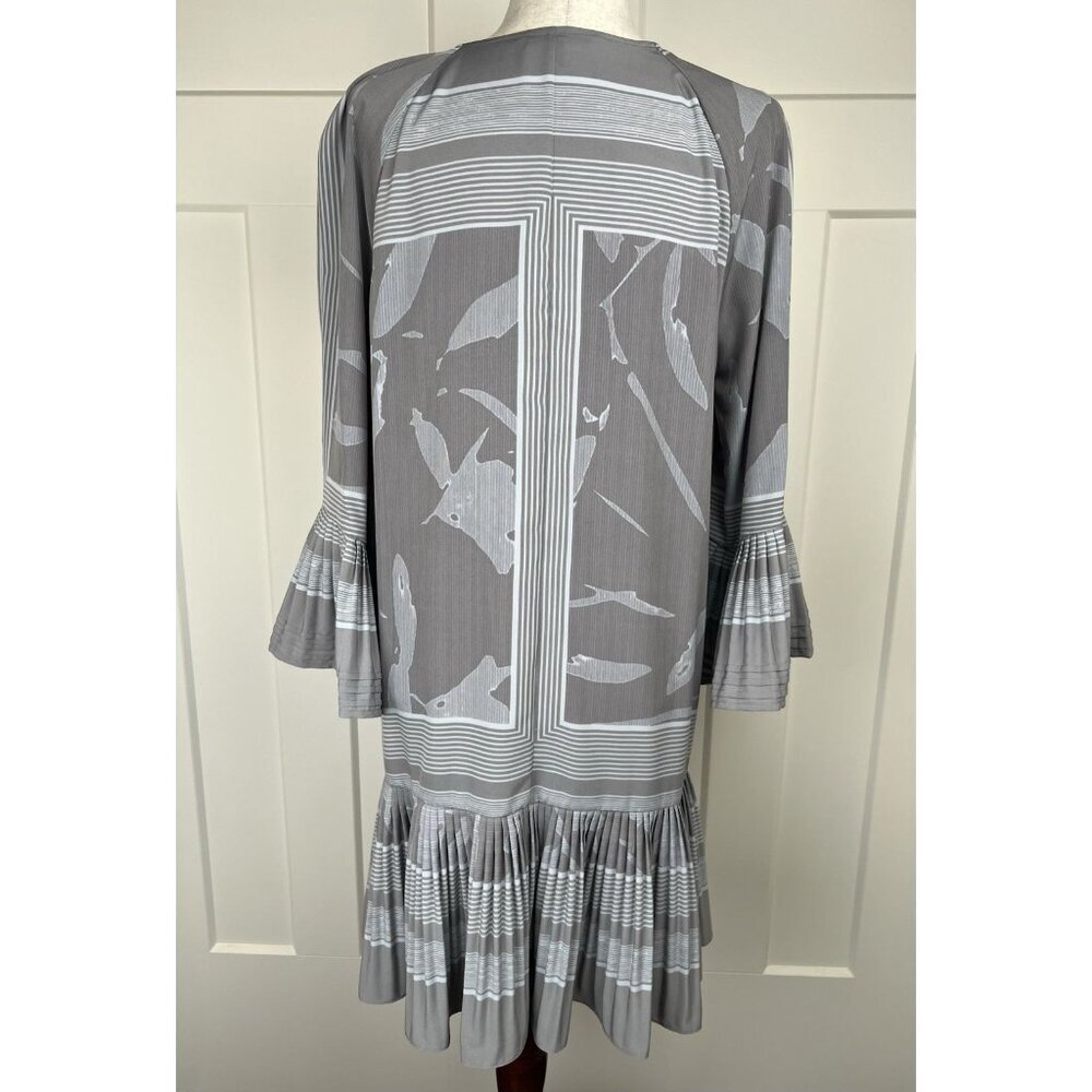Halston Heritage Gray Graphic Stripe V-Neck Dress Bell Sleeves Pleated Hem Sz L - Picture 7 of 10